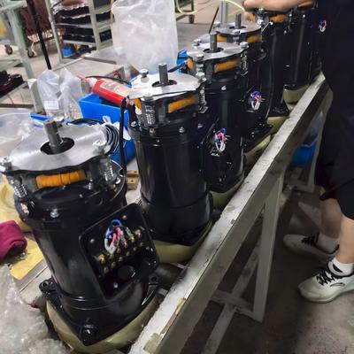 Silnik redukcyjny wysokiego momentu obrotowego 3-fazowy 550W/700W dla ramienia magazynu narzędzia maszynowego CNC