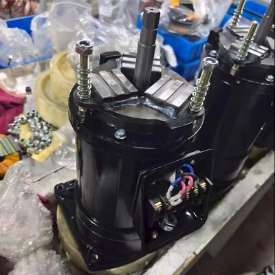 ​3-fazowy silnik redukcyjny ramienia zmieniacza narzędzi 550W/700W - silnik napędowy ATC obrabiarki CNC